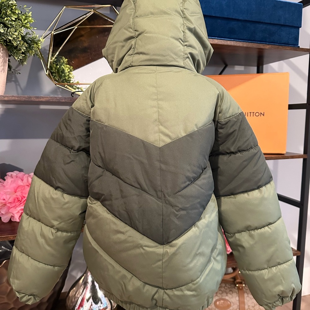 Nike Olive and Sage Hooded Puffer Jacket - Picture 2 of 14